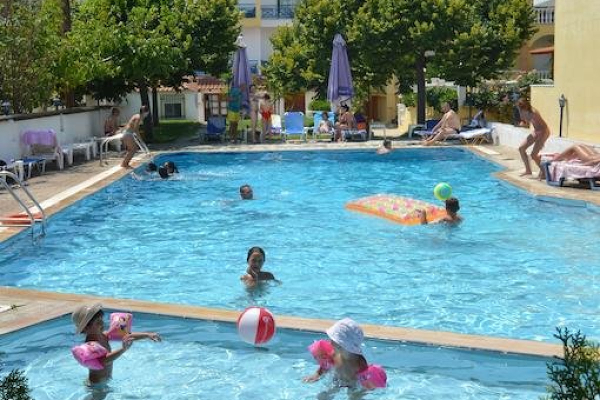 Thalassies Hotel