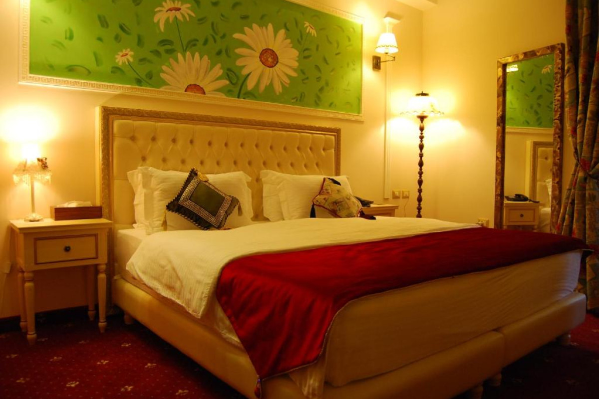 Hotel 2 KITARRAT Boutique Hotel & SPA