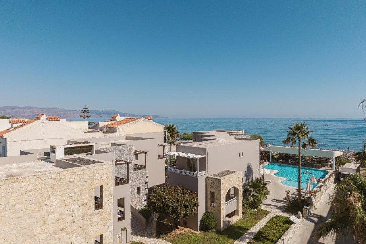 Erato Beach Hotel