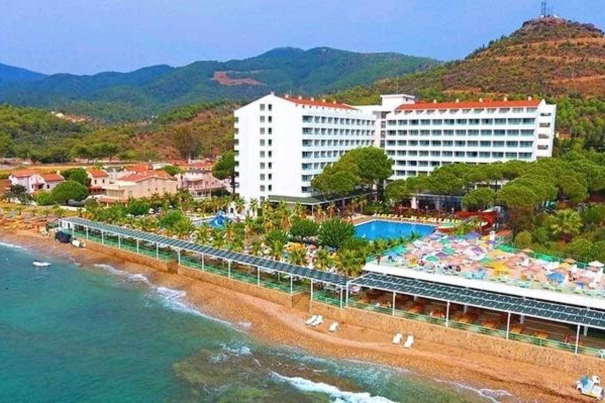 HOTEL GRAND EFE