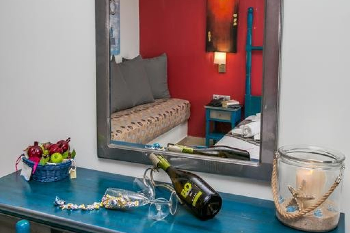 Thalassies Hotel
