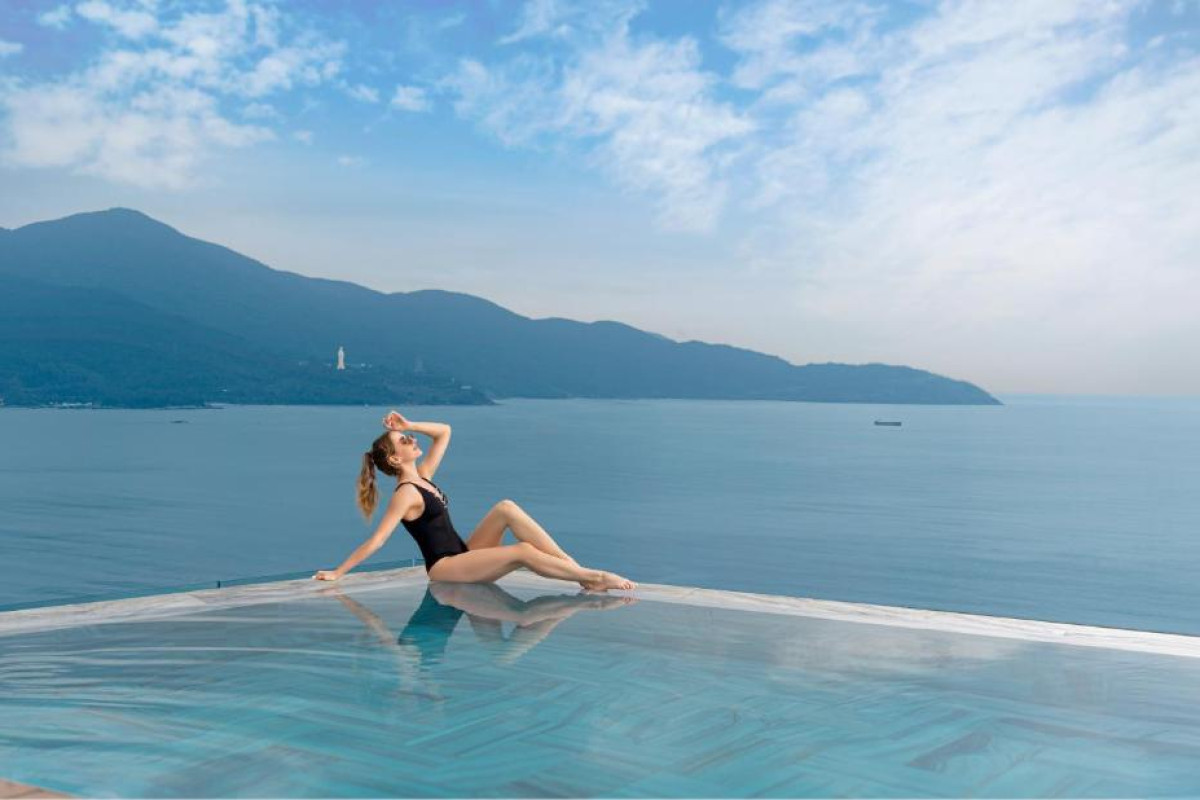 Hotel A La Carte Danang Beach