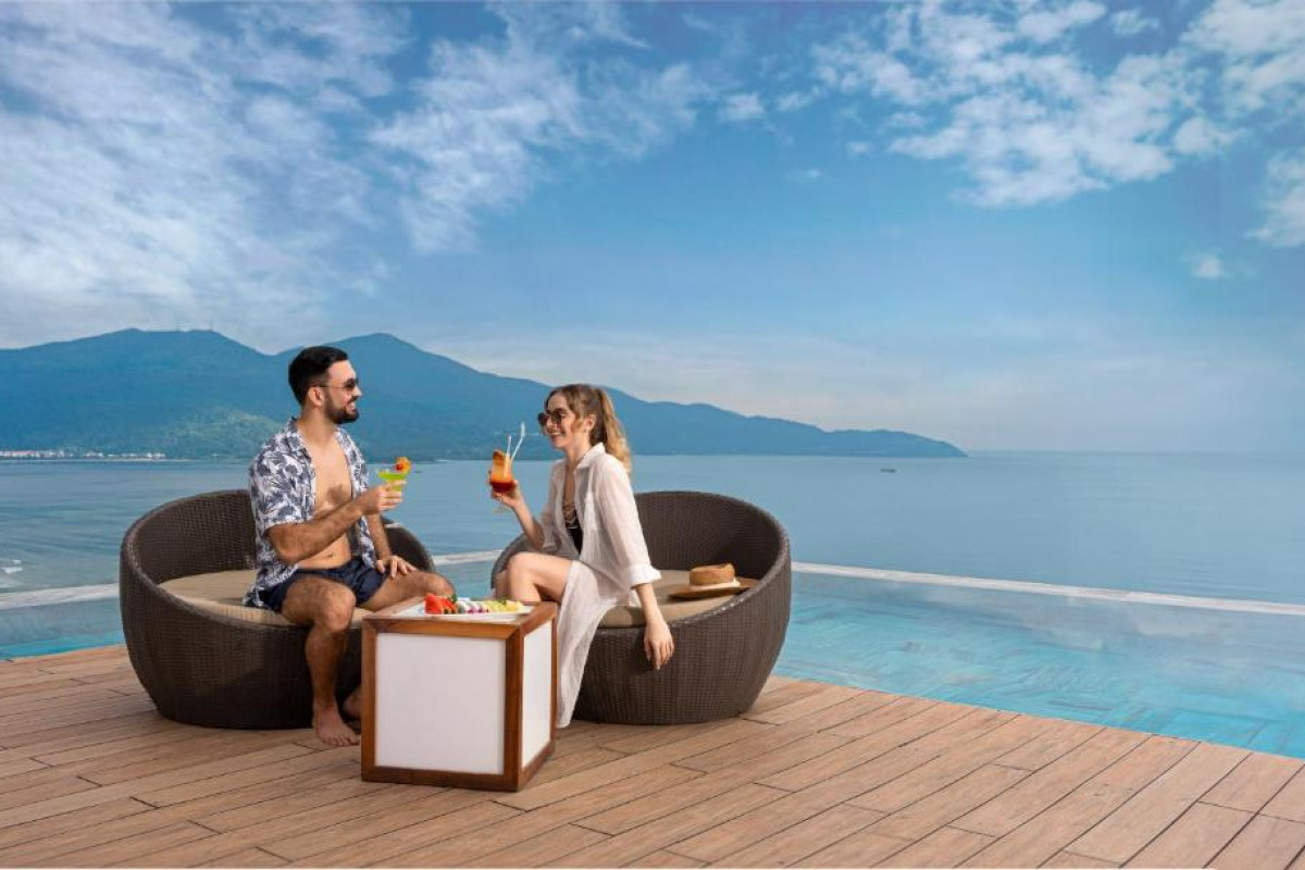 Hotel A La Carte Danang Beach