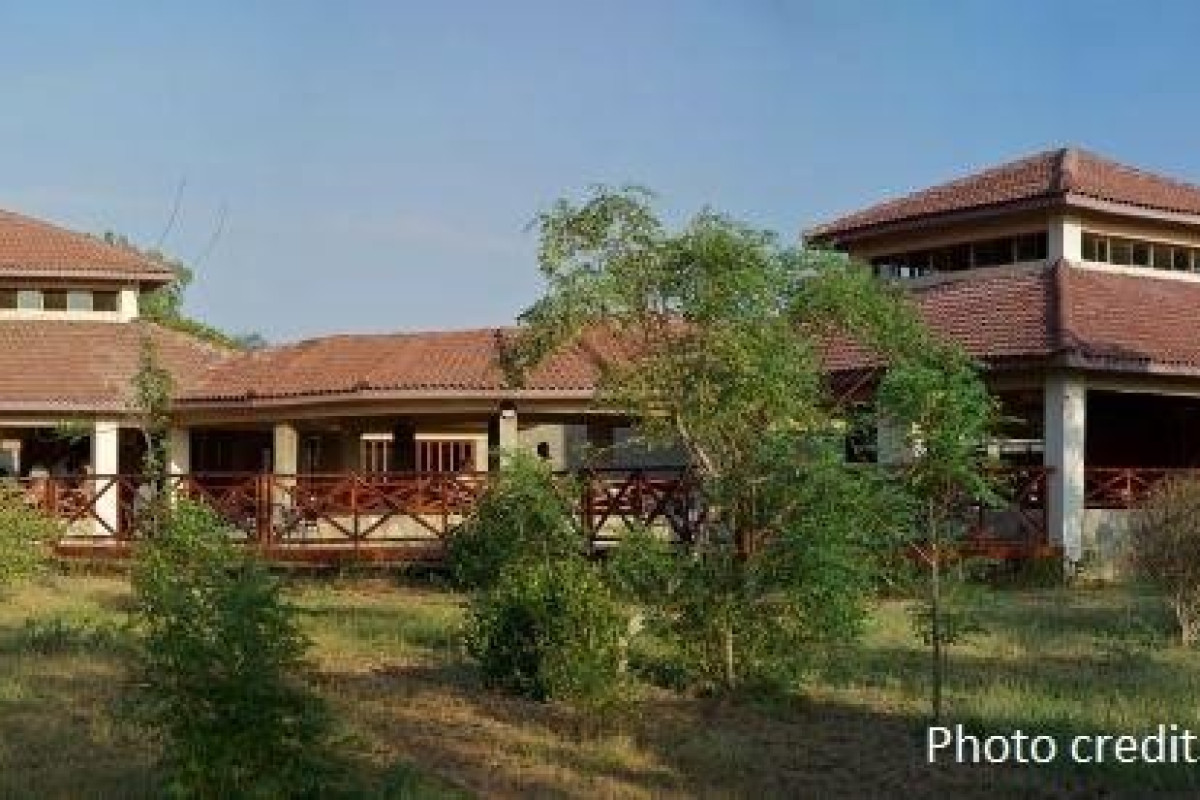 Jacaranda Beach Resort and Safari Tsavo Explorer RO