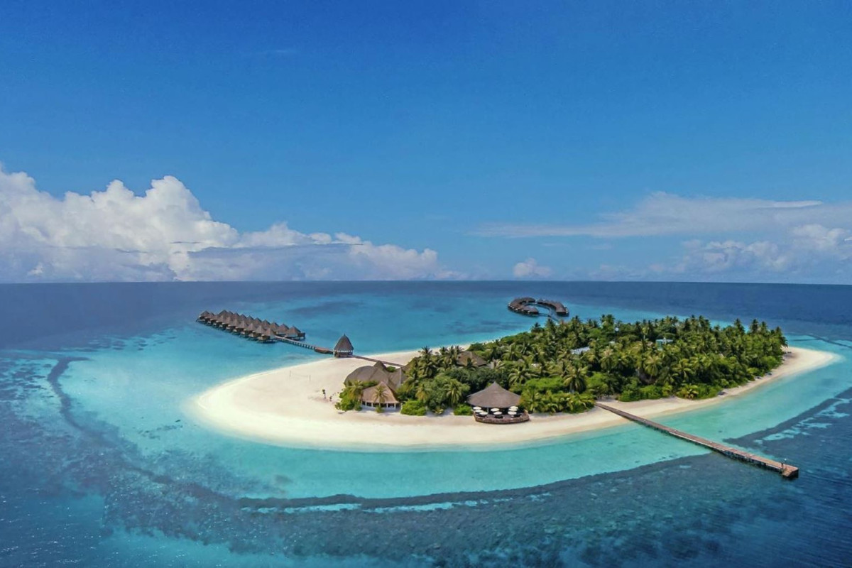 Angaga Island Resort & Spa