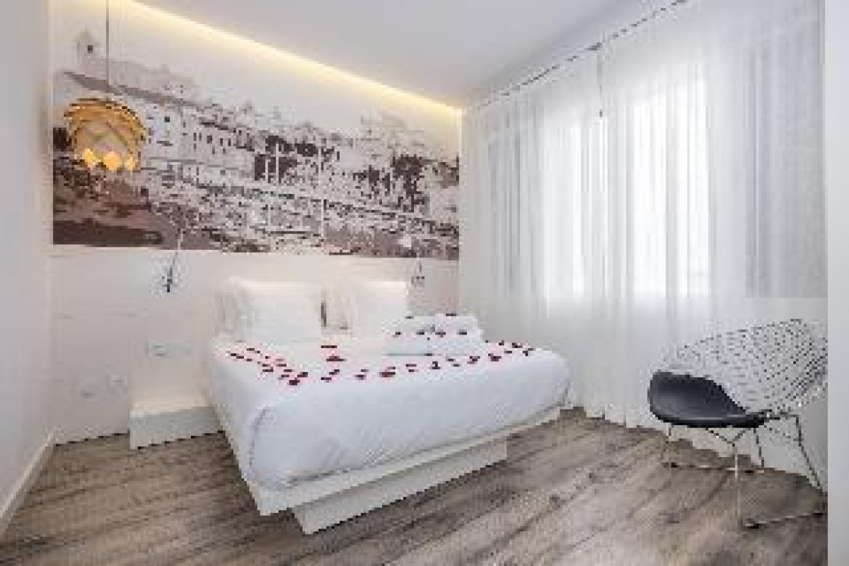 Hotel Abril 37