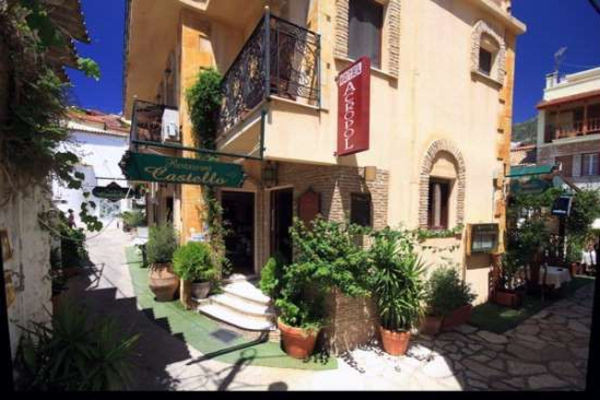 Acropol Hotel