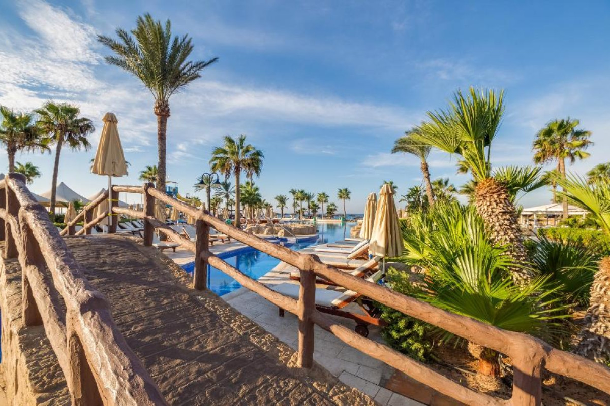 Hotel Adams Beach