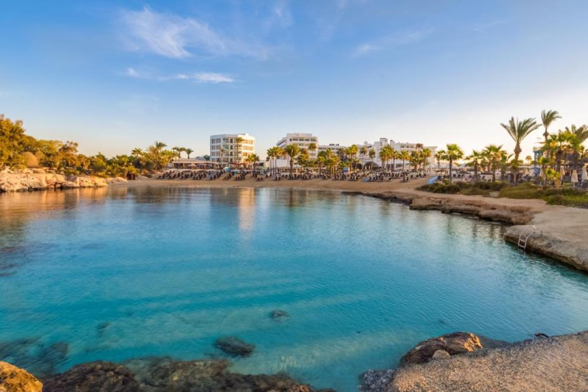 Hotel Adams Beach