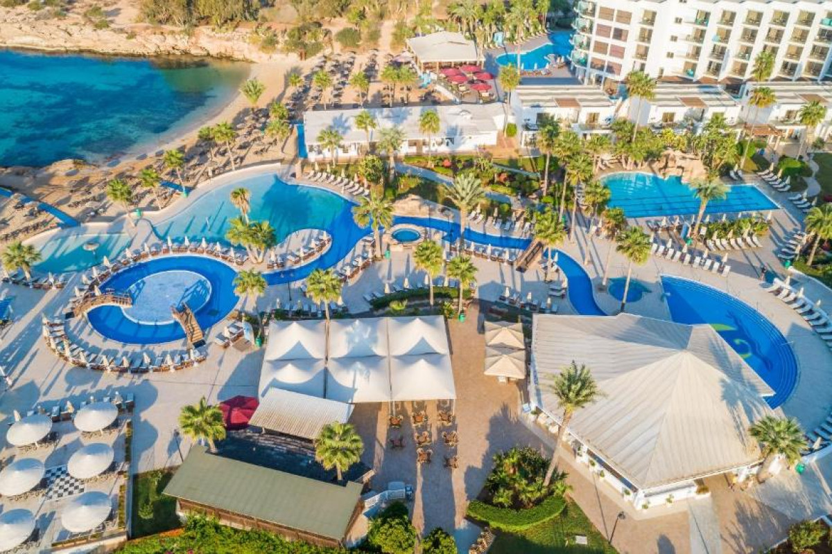 Hotel Adams Beach