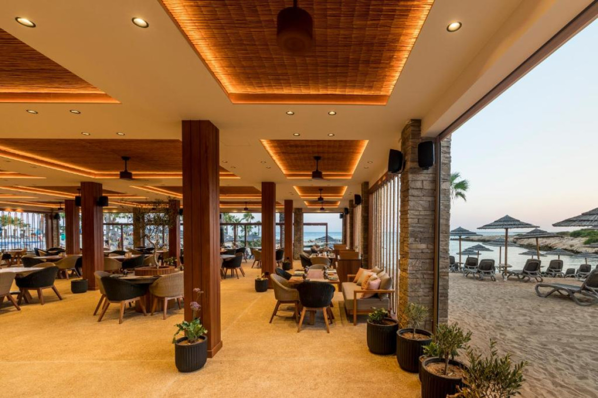 Hotel Adams Beach