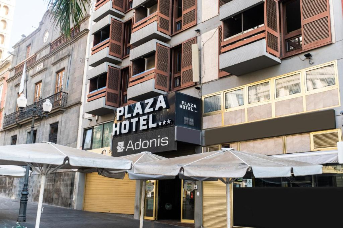 HOTEL ADONIS PLAZA