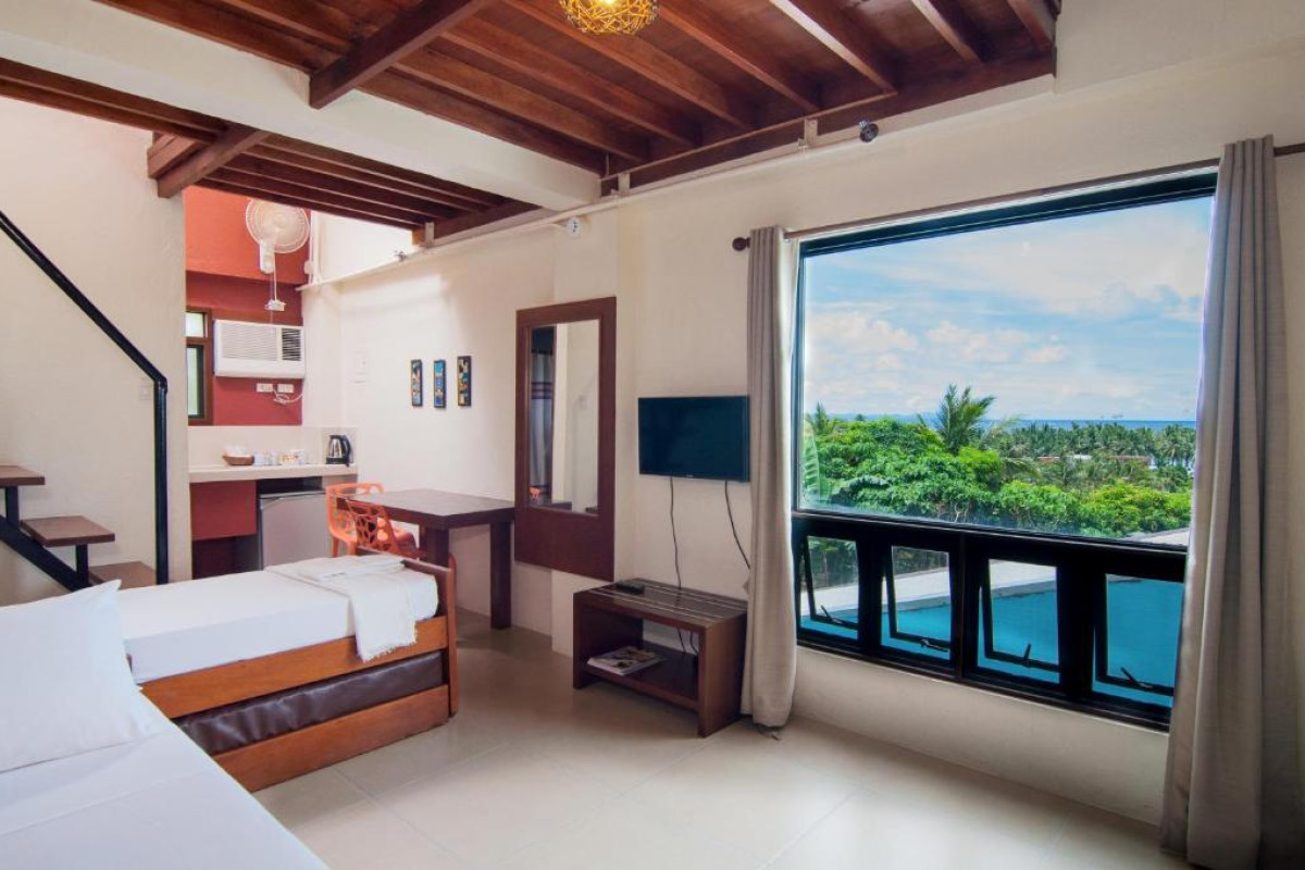 Hotel Agos Boracay Rooms + Beds