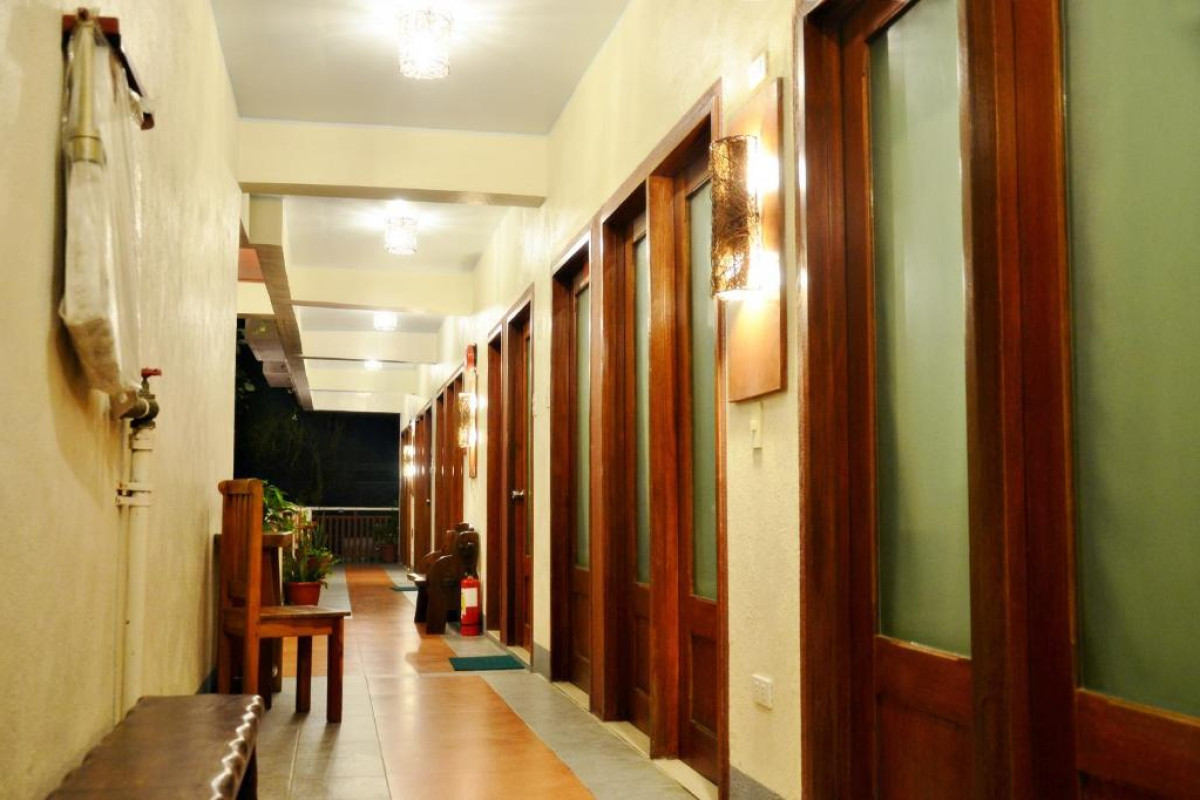 Hotel Agos Boracay Rooms + Beds