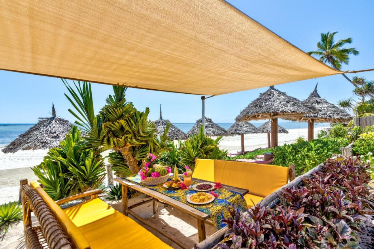 Hotel AHG Sun Bay Mlilile Beach