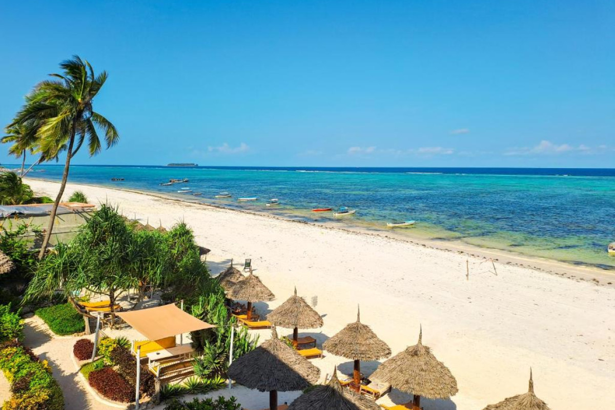 Hotel AHG Sun Bay Mlilile Beach