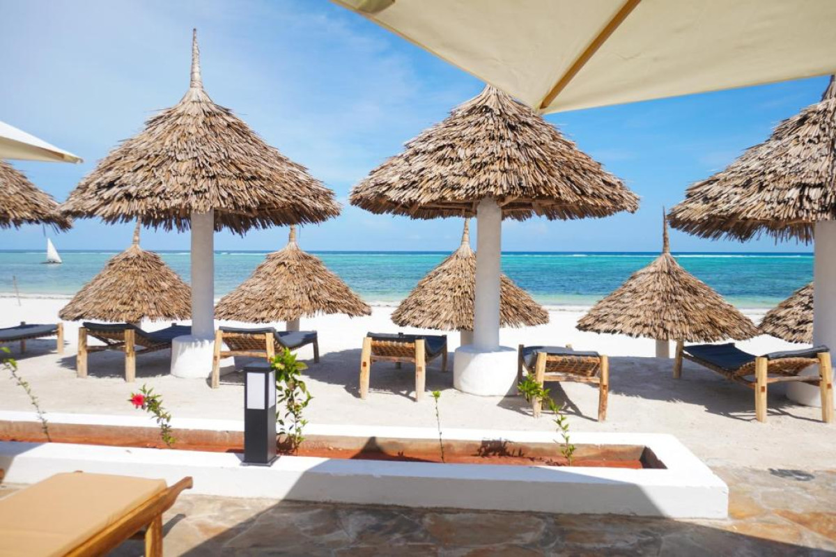 Hotel AHG Sun Bay Mlilile Beach