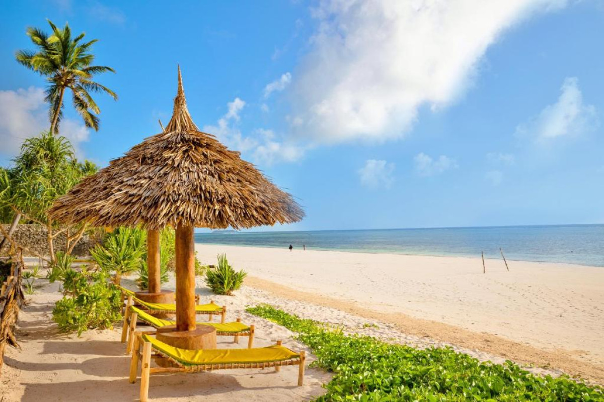 Hotel AHG Sun Bay Mlilile Beach