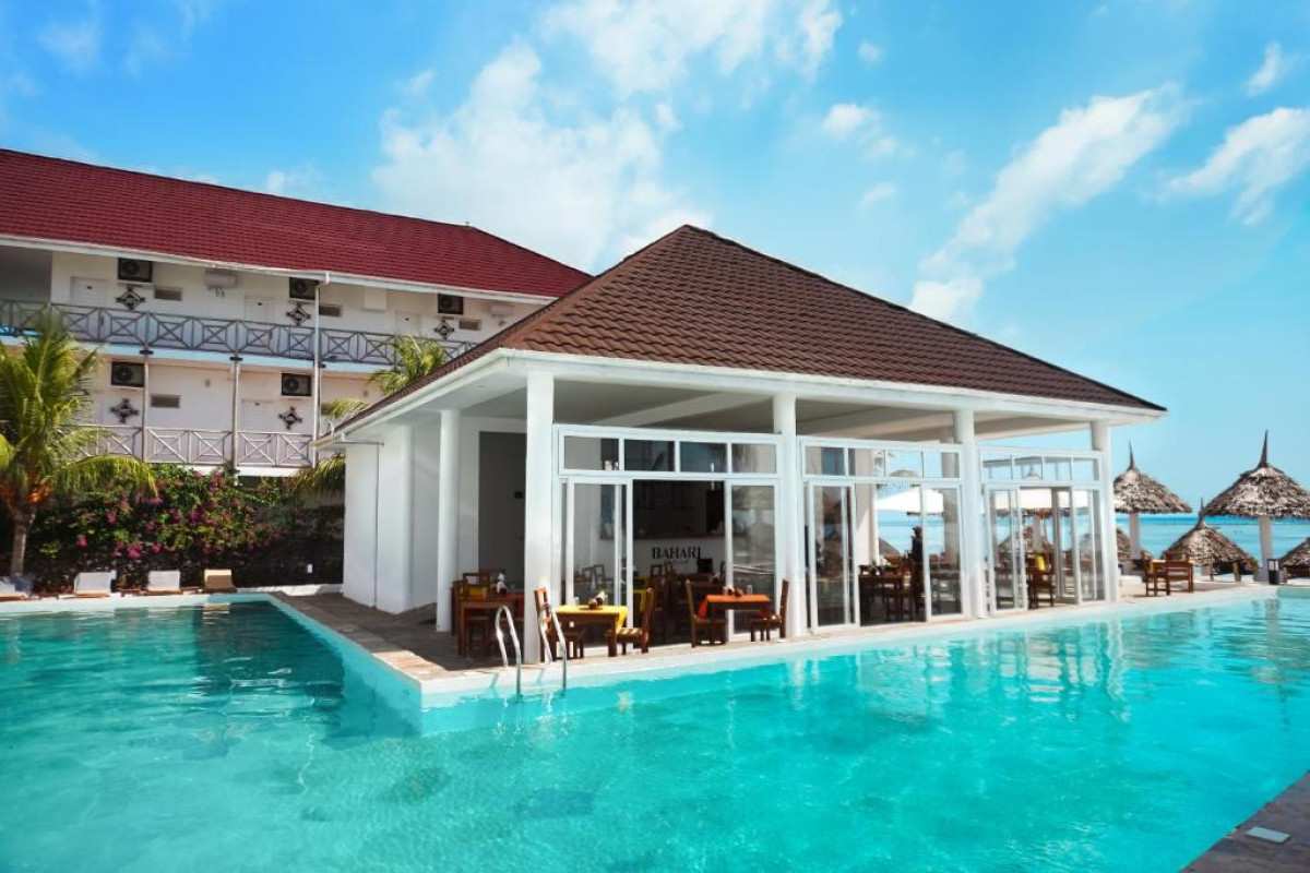 Hotel AHG Sun Bay Mlilile Beach