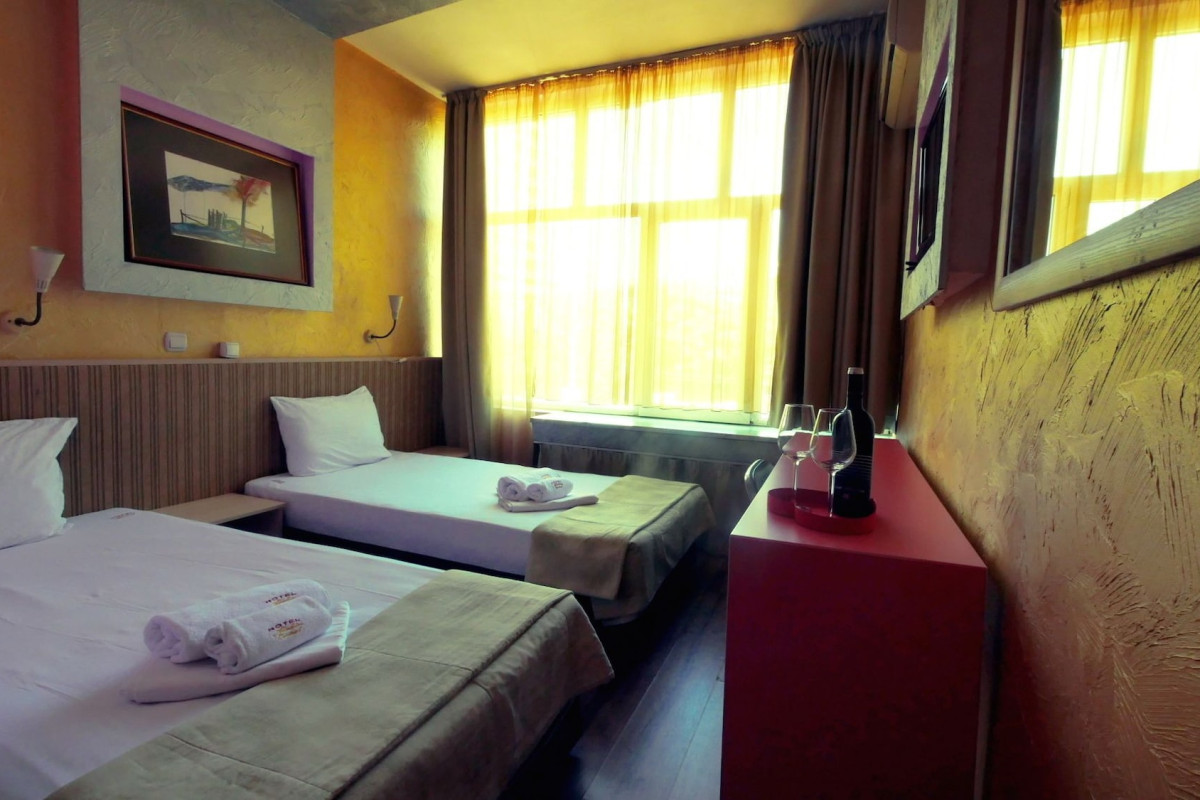 HOTEL ALABIN CENTRAL