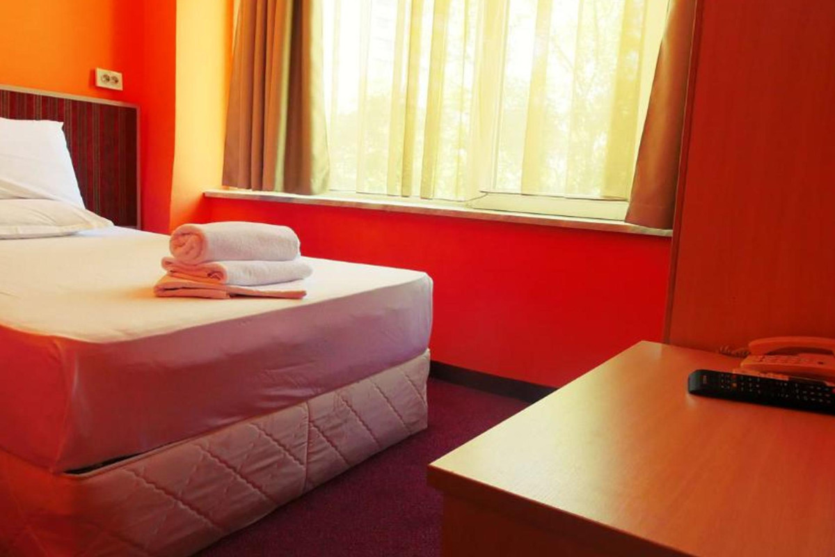 HOTEL ALABIN CENTRAL
