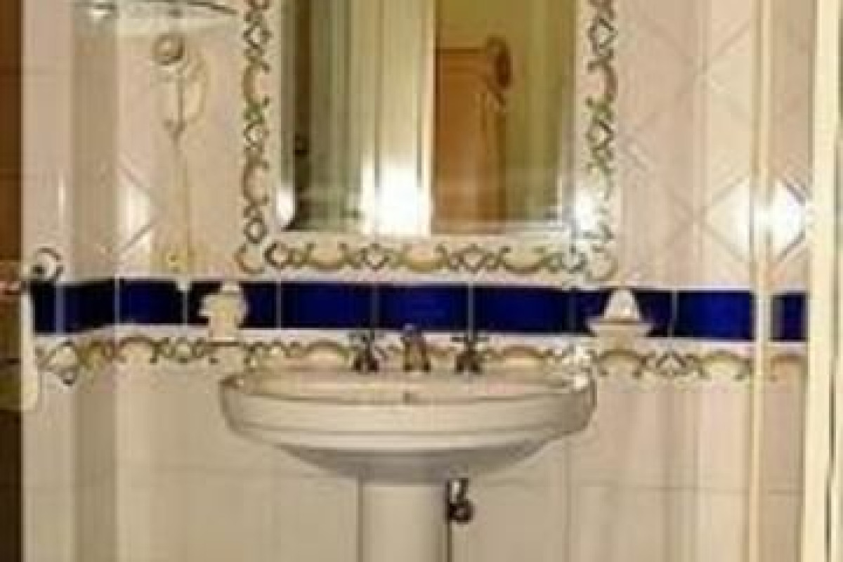 HOTEL ALFONSO A MARE