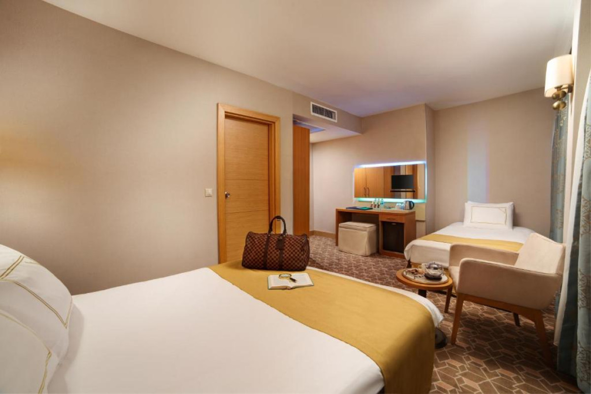 Almina Hotel