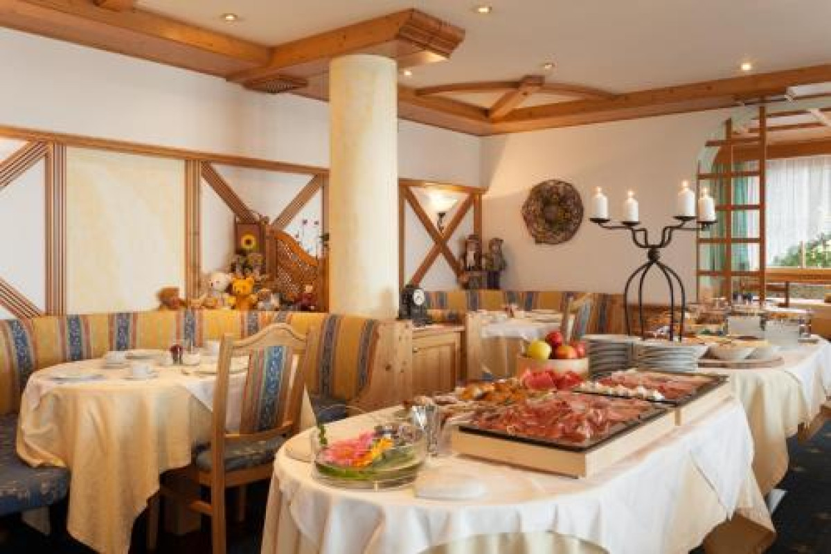 Hotel Alpenhof
