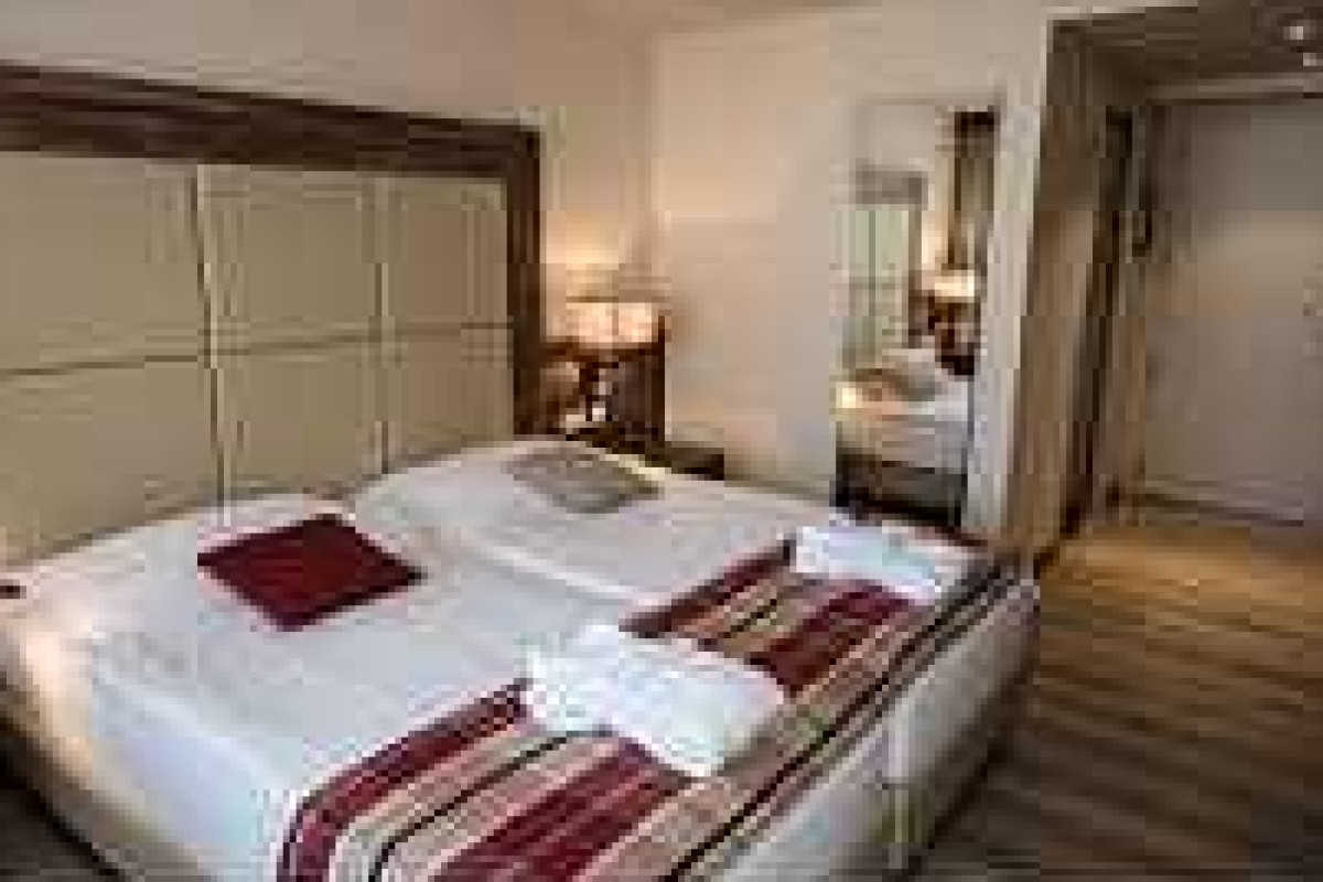 Hotel Ambassador