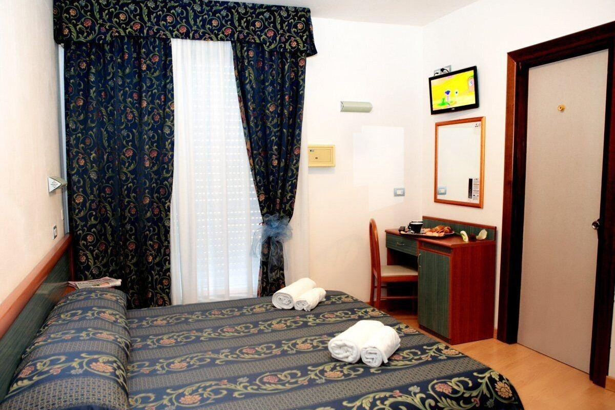 Hotel American