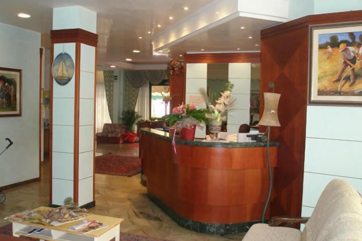 Hotel American