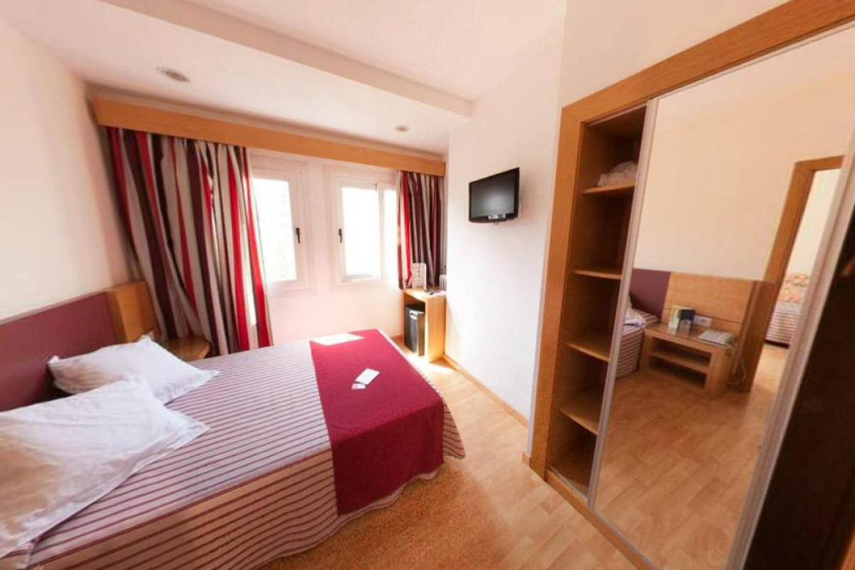 Hotel Amic Colon