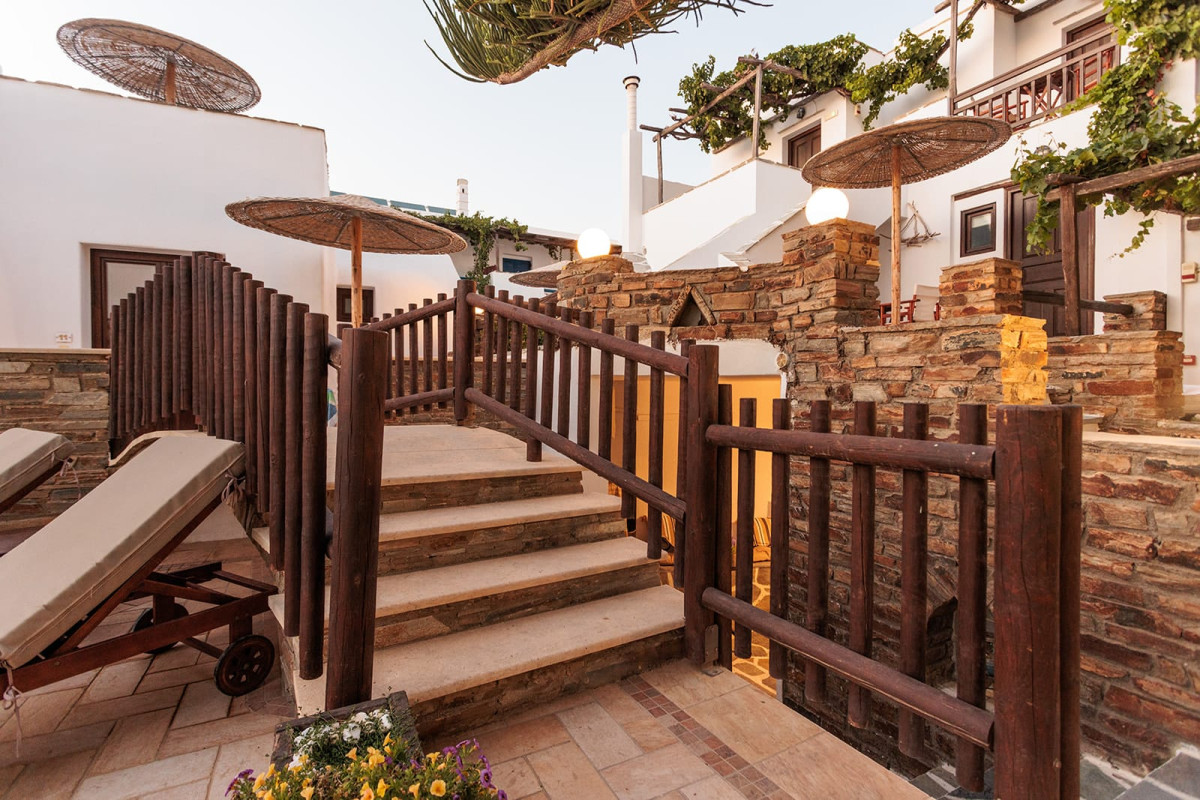 Hotel Anemomilos