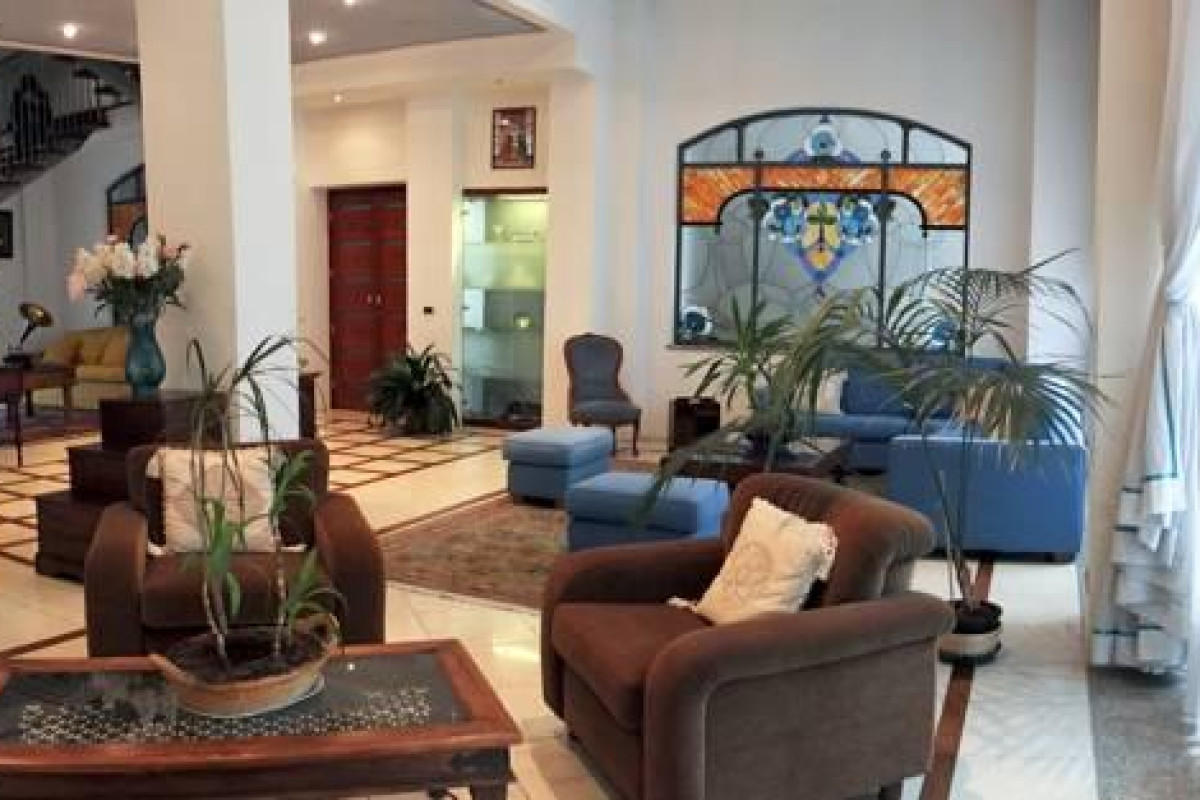 Hotel Antares