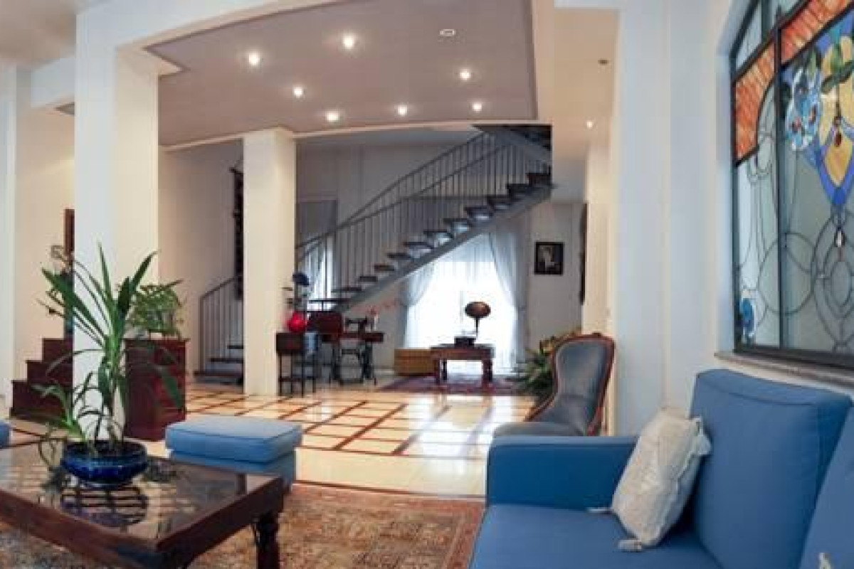 Hotel Antares