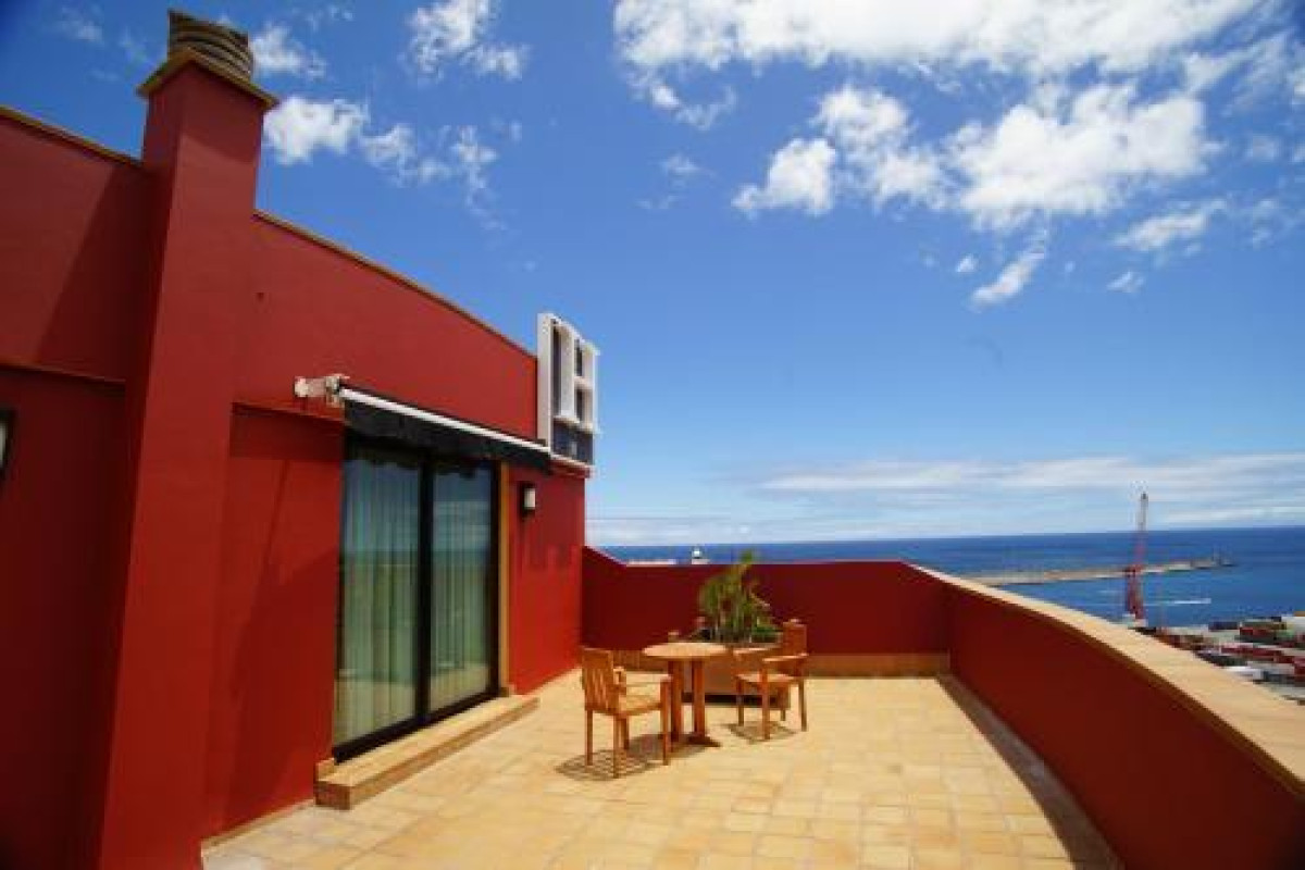 Hotel Apartamentos El Galeón