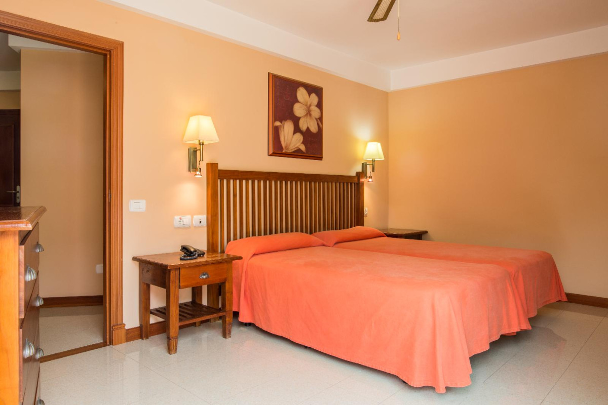 Hotel Apartamentos El Galeón