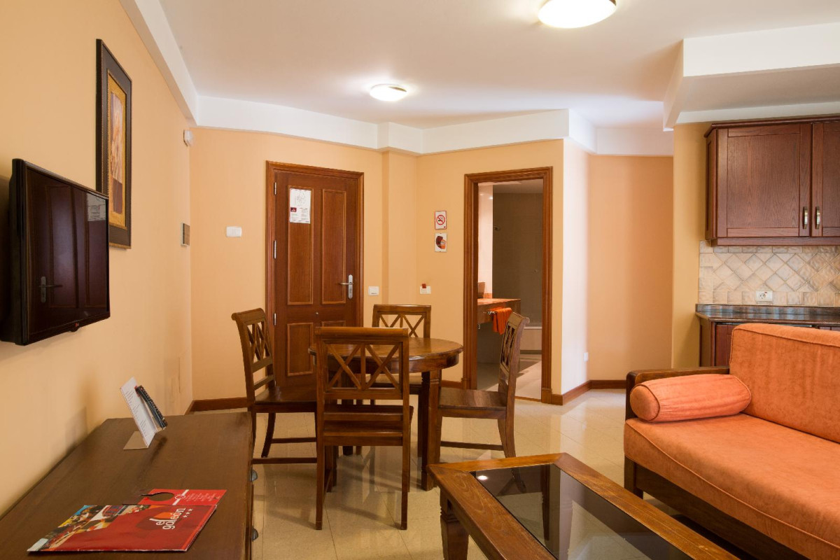 Hotel Apartamentos El Galeón