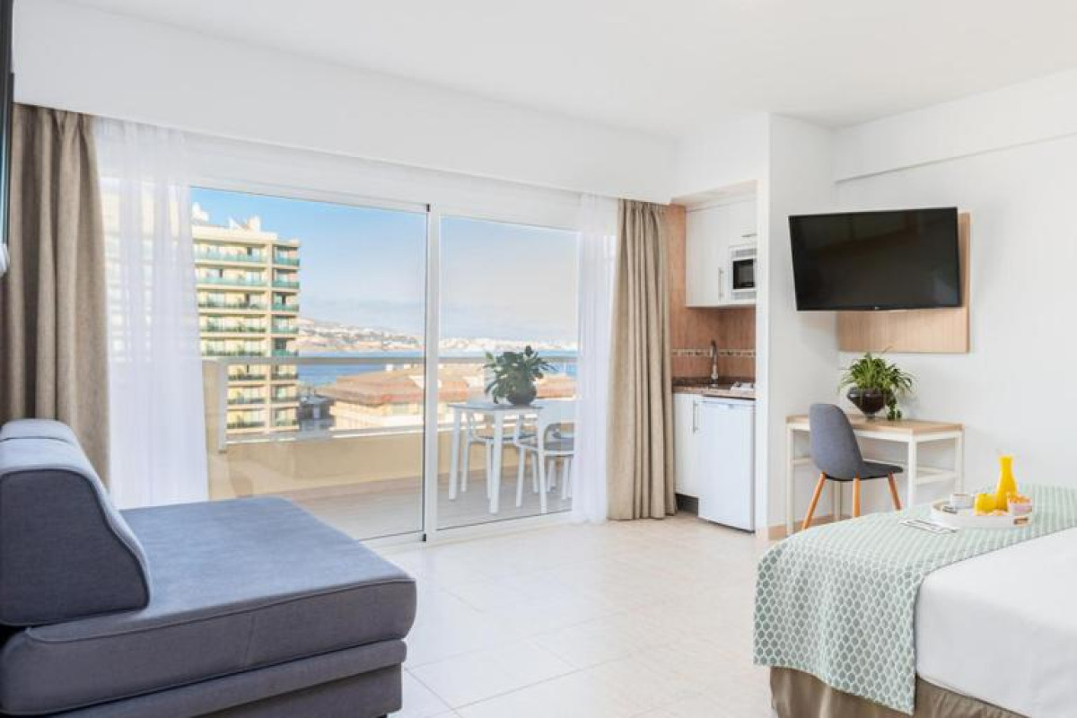 Hotel Apartamentos Pyr Fuengirola