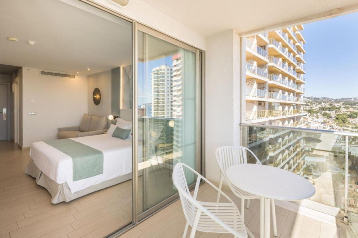 Hotel AR Diamante Beach