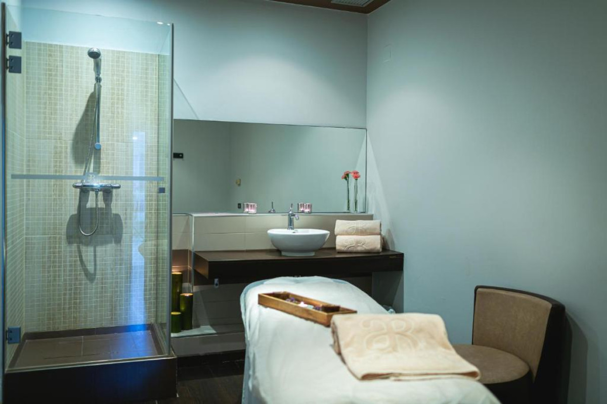 Hotel AR Roca Esmeralda & SPA