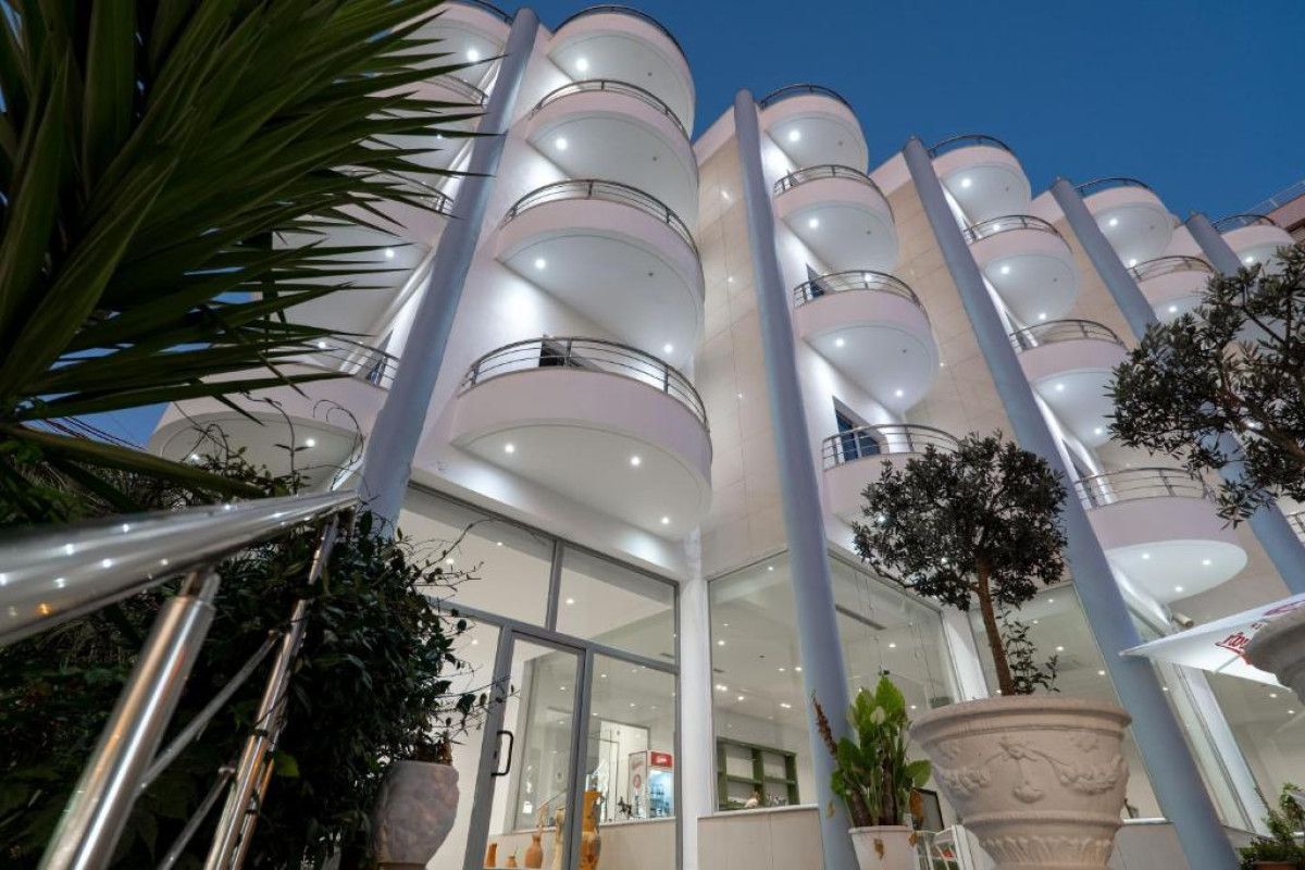 Hotel Arel