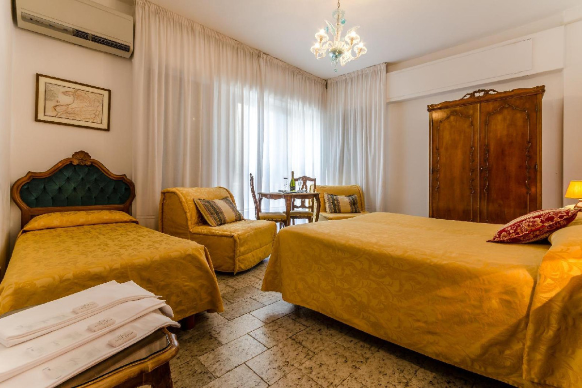 Hotel Ariel Silva