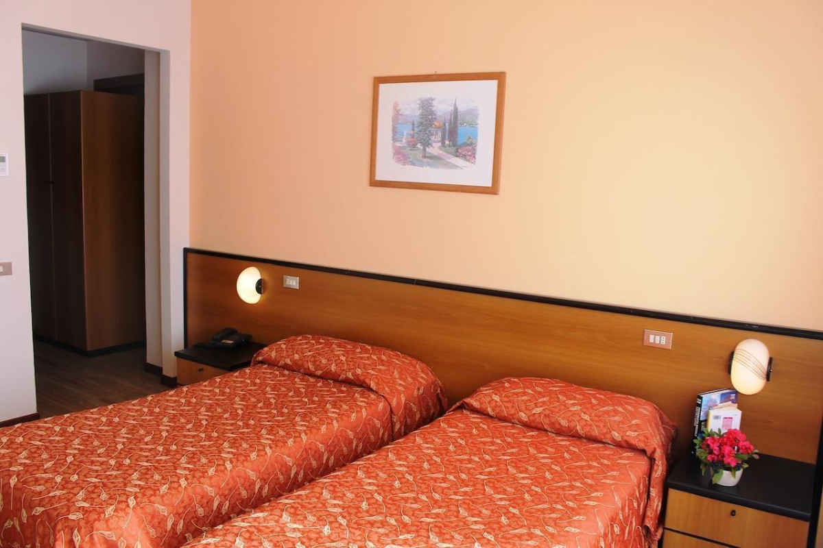 Hotel Aries