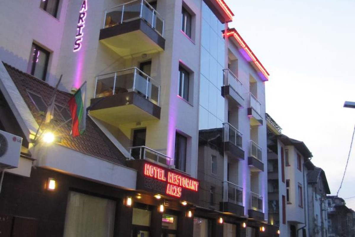 Hotel Aris