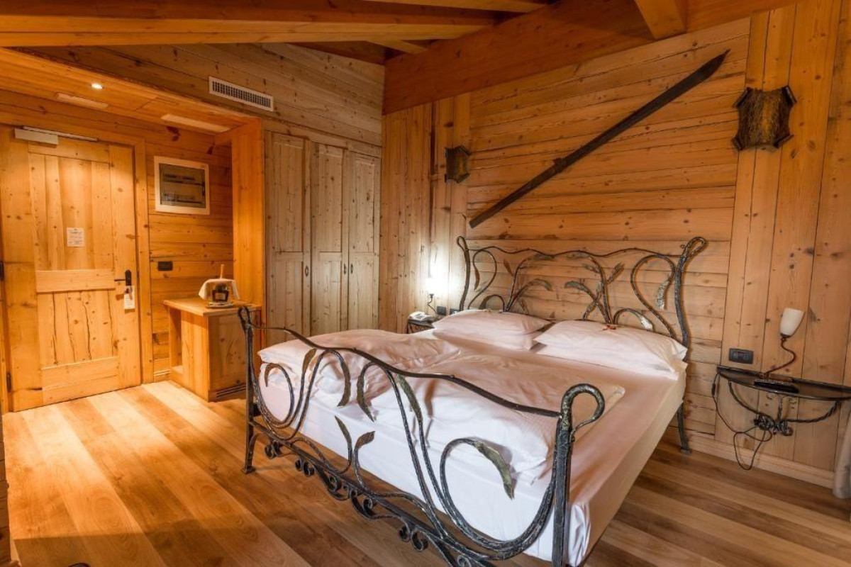 Hotel Arisch