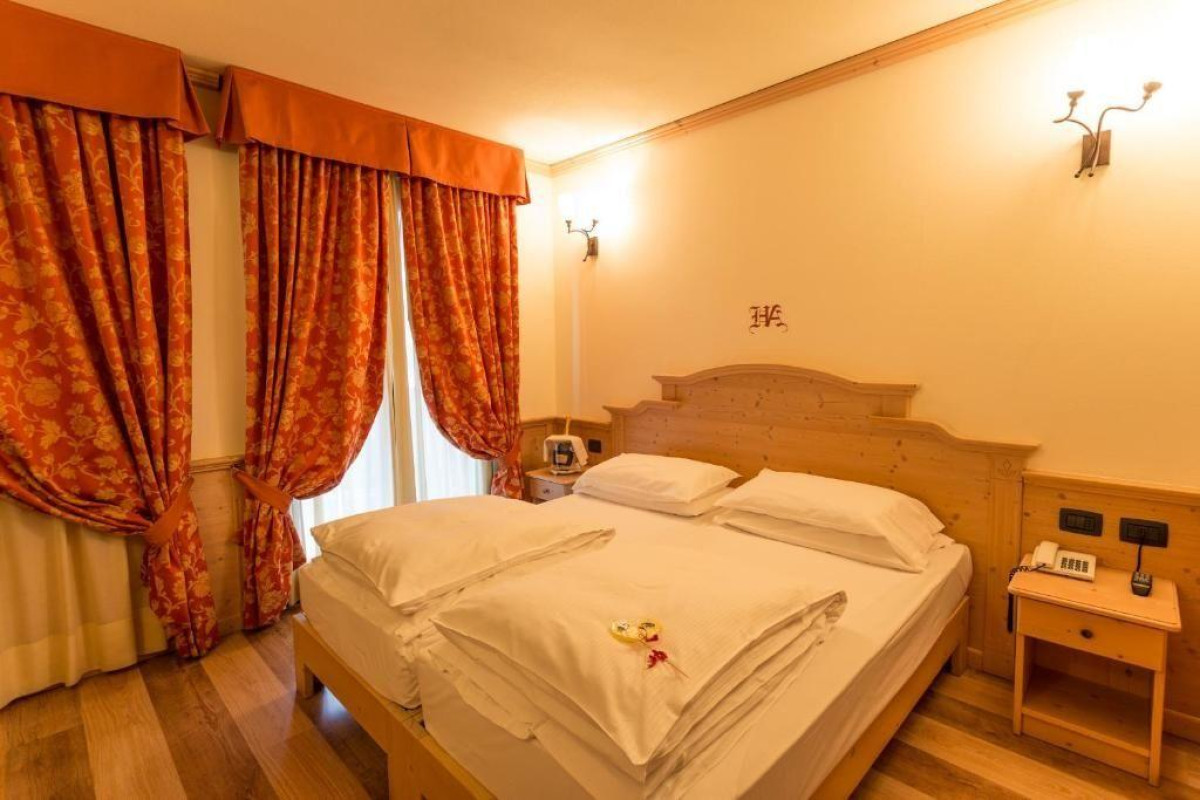 Hotel Arisch