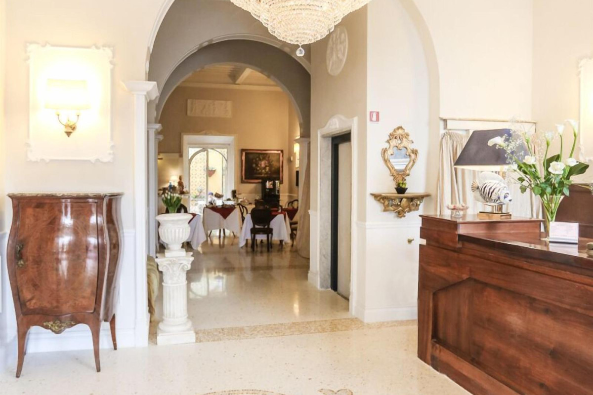 Hotel Ariston