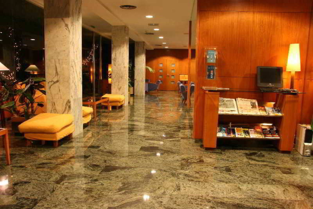 Hotel Astari
