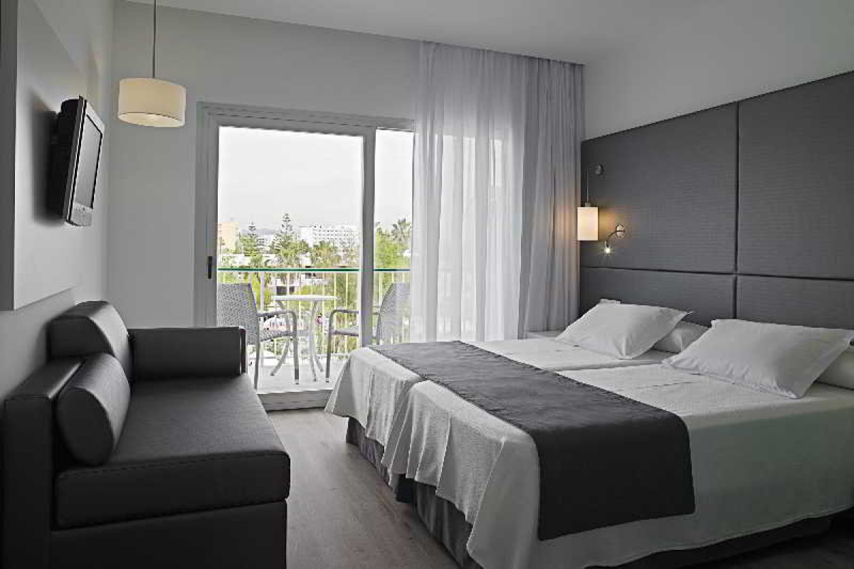 Hotel Astoria Playa